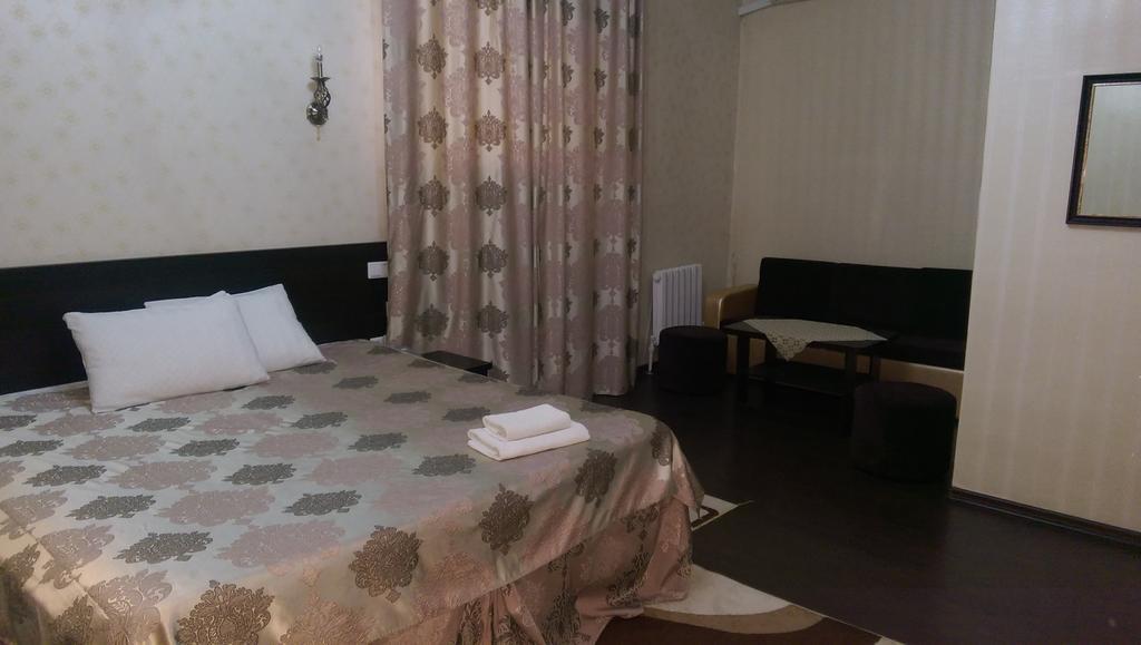 Home Hotel Astana Екстериор снимка